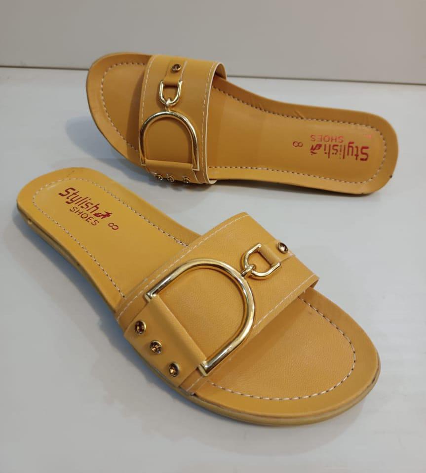 WOMANS COMFORTBLE REXINE FLAT